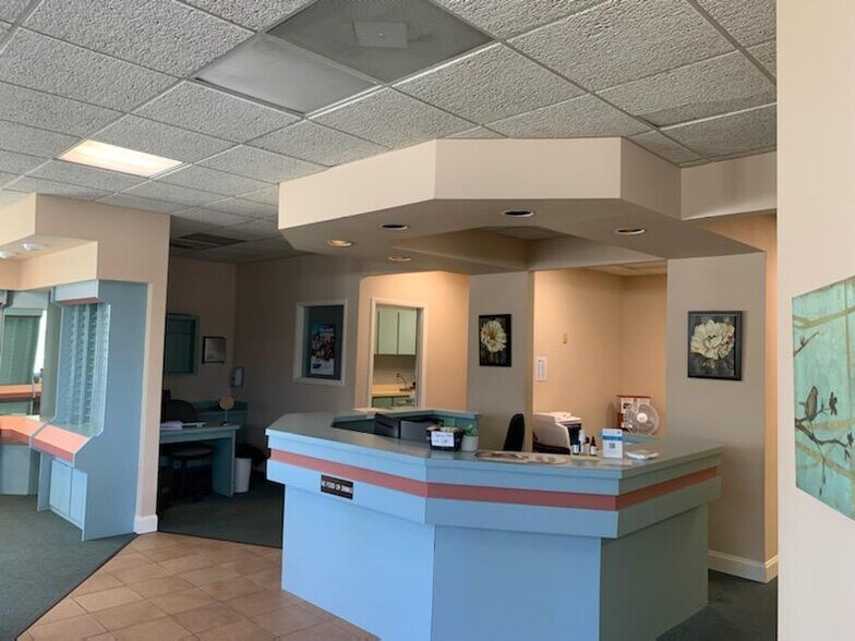More Photos Of 516 Ohio Ave S, Live Oak Medical For Sale