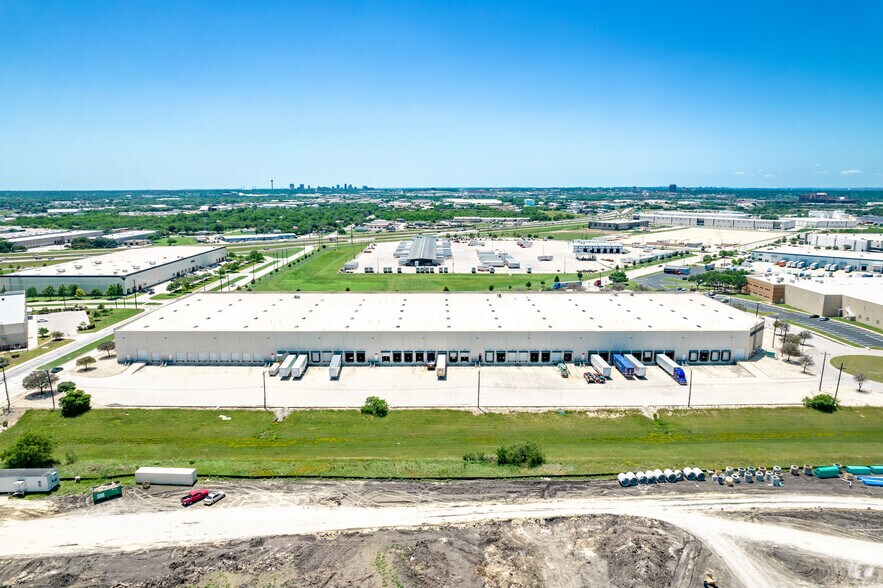 More Photos Of 8562 NE Loop 410, San Antonio Unknown For Lease