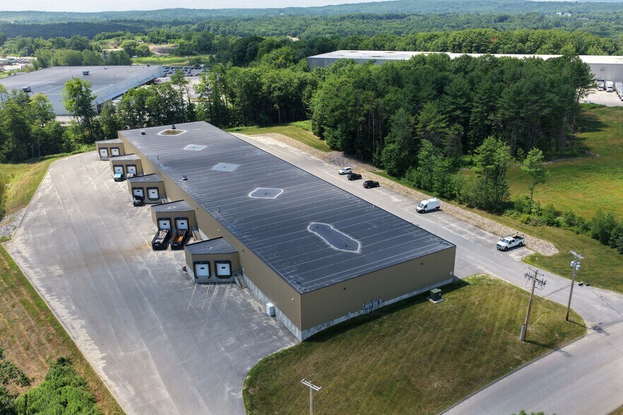 More Photos Of 15 Gendron Dr, Lewiston Distribution For Lease