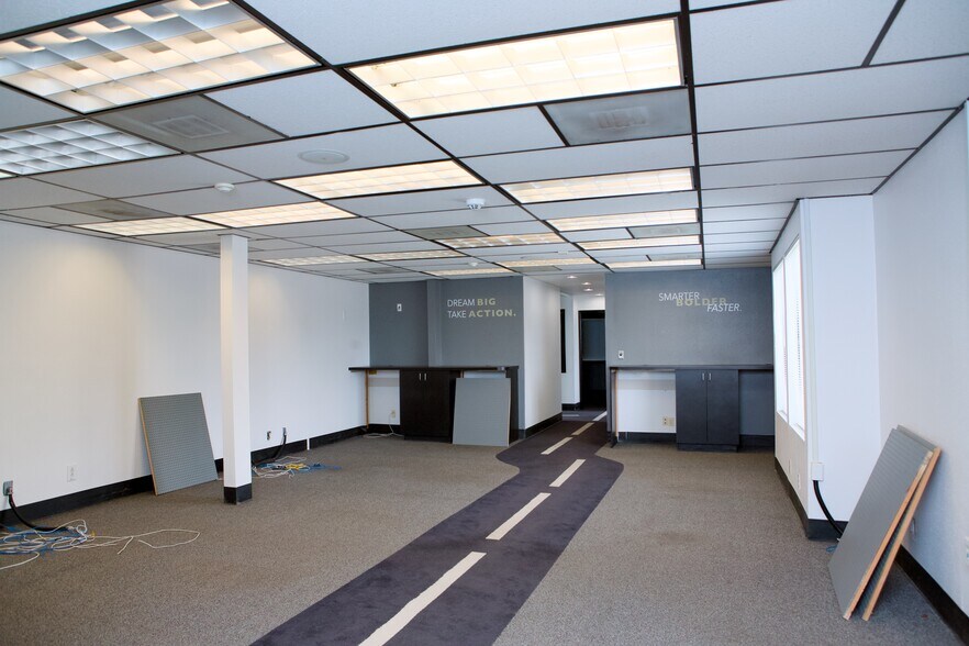 More Photos Of 480 W Rowland Ave, Covina Office For Sale