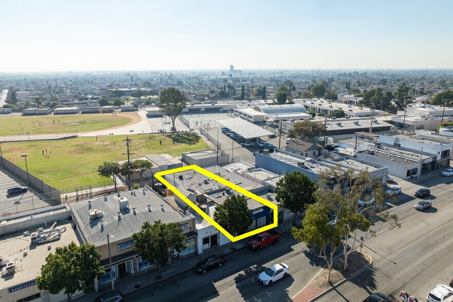 More Photos Of 3311 W Beverly Blvd, Montebello Storefront Retail Office For Sale