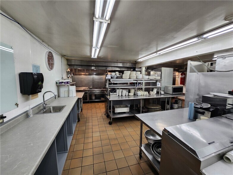 More Photos Of 2855 29th Ave, Birchwood Restaurant For Sale