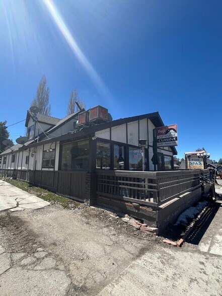 More Photos Of 41025 Big Bear Blvd, Big Bear Lake Restaurant For Sale