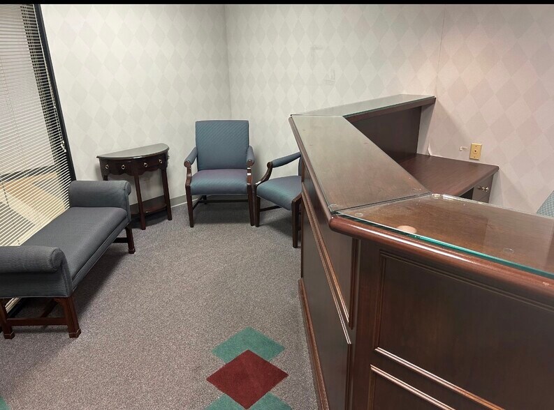 More Photos Of 1749 S Naperville Rd, Wheaton Medical For Lease