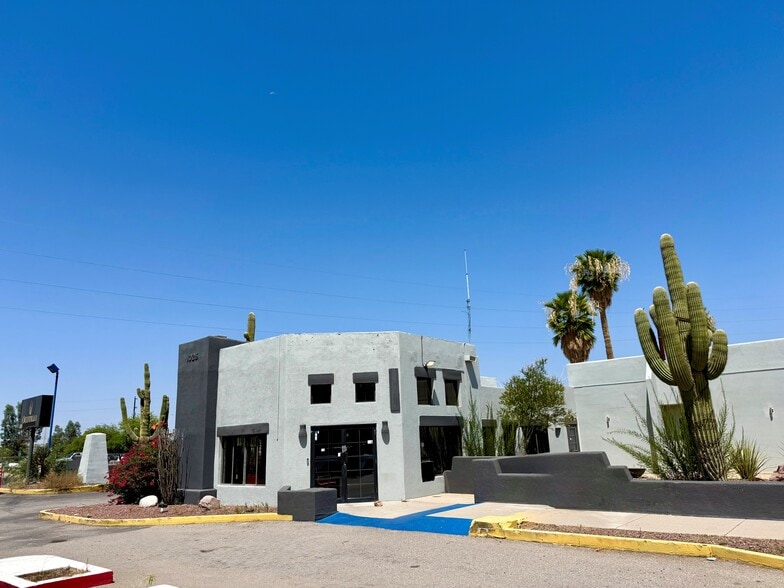 More Photos Of 1025 E Benson Hwy, Tucson Apartments For Sale
