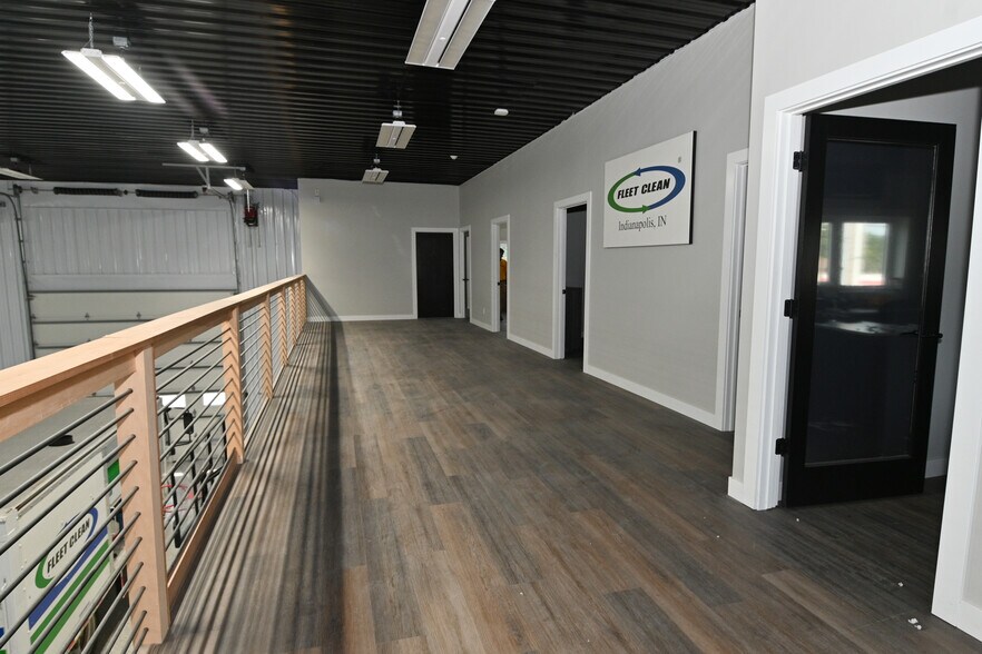 More Photos Of 1819 E Morgan St, Martinsville General Retail For Sale