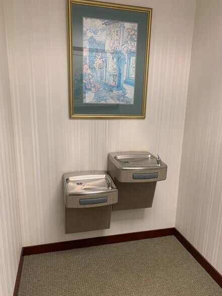 More Photos Of 5444 Riverside Dr, Macon-Bibb Office For Lease