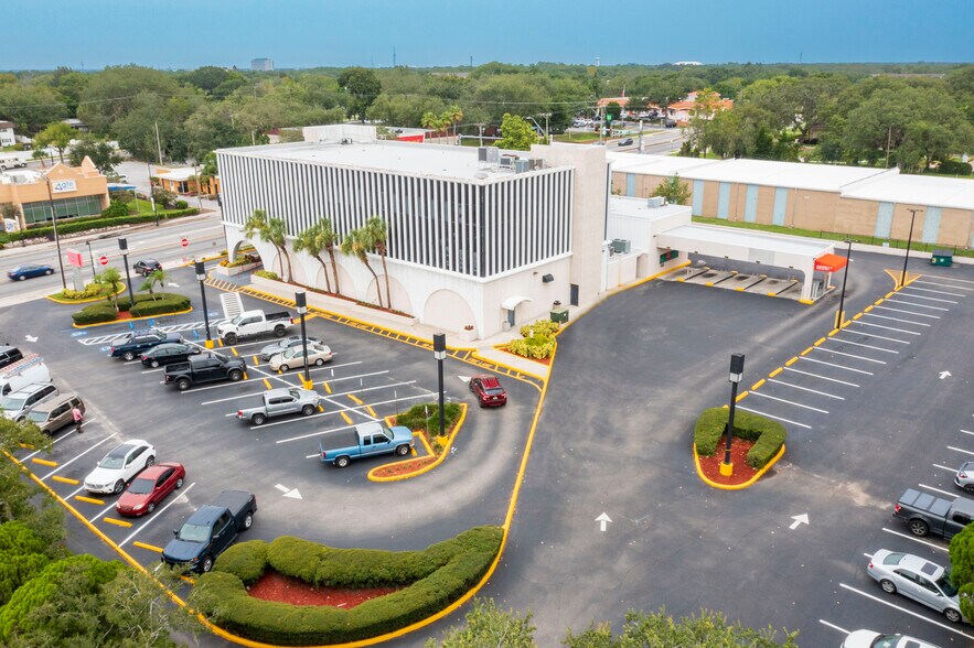 More Photos Of 9385 N 56th St, Temple Terrace General Retail For Lease