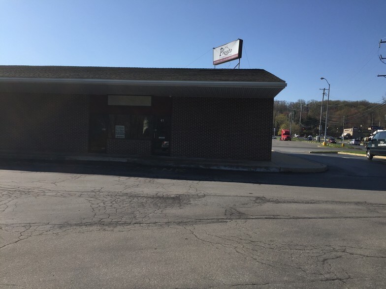 More Photos Of 41-63 N Bailey Rd, Thorndale Freestanding For Lease