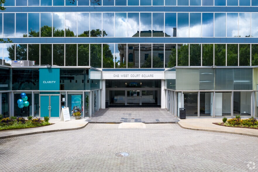 More Photos Of 1 W Court Sq, Decatur Office For Lease