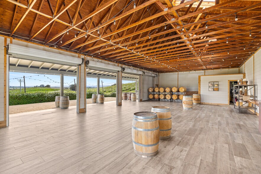 More Photos Of 2750 Las Amigas Rd, Napa Winery Vineyard For Sale