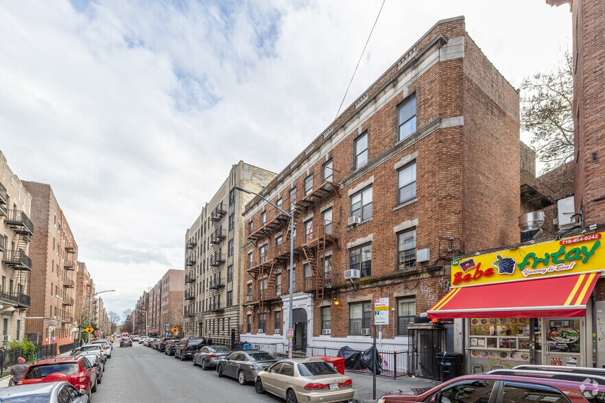 More Photos Of Prospect Park South POST J51 DEAL !!!, Brooklyn Apartments For Sale