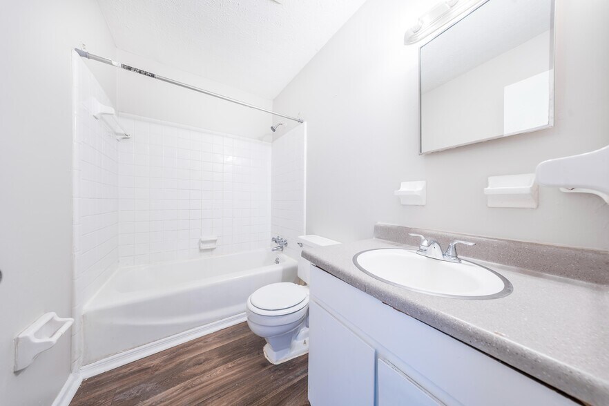 More Photos Of 1655 N Atwood Dr, Macon-Bibb Apartments For Sale