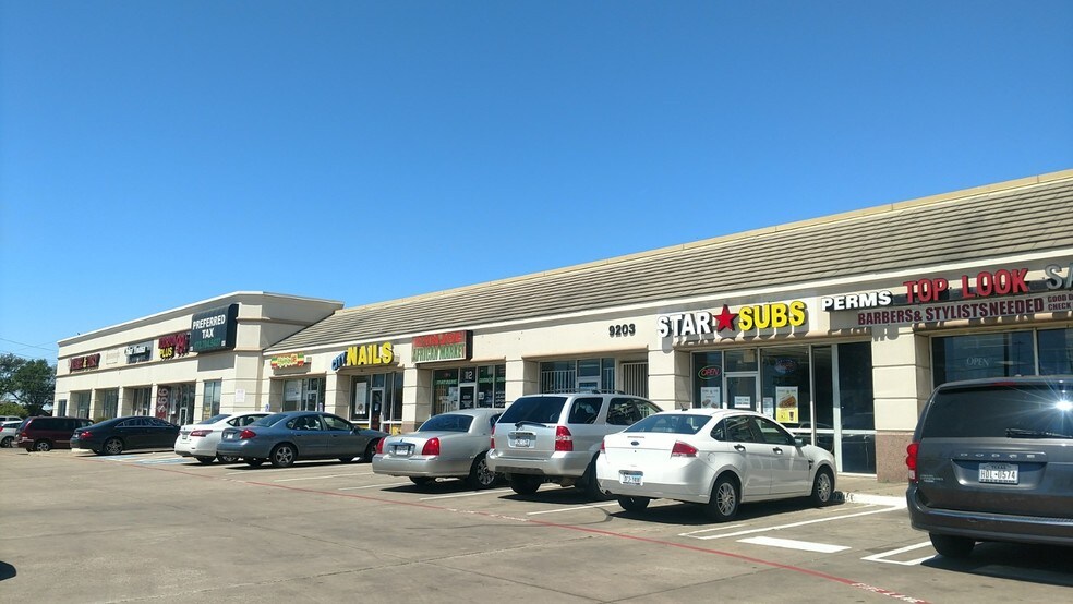 More Photos Of 9203 Skillman St, Dallas General Retail For Lease