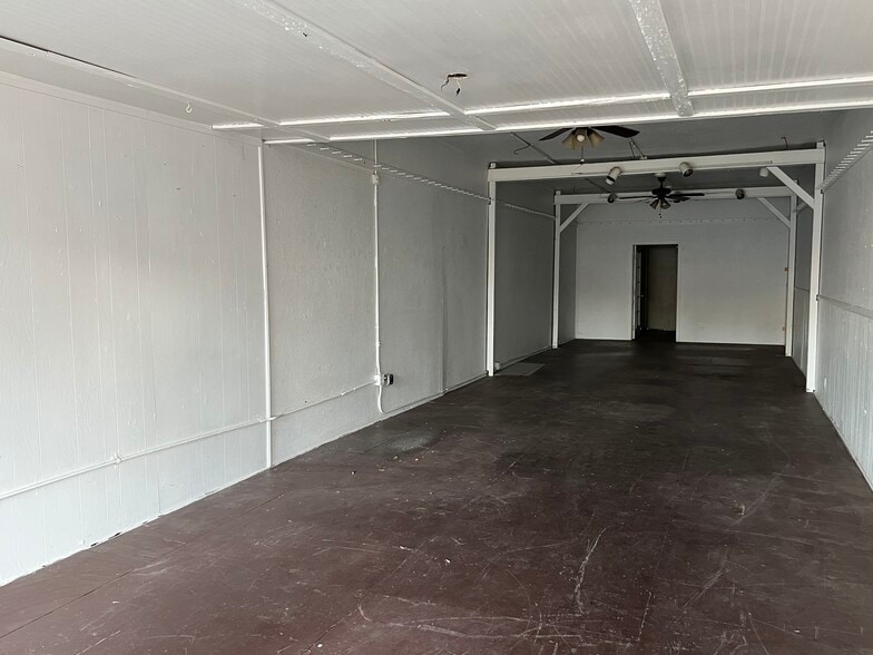 More Photos Of 9078-9084 Elk Grove Blvd, Elk Grove Storefront For Sale