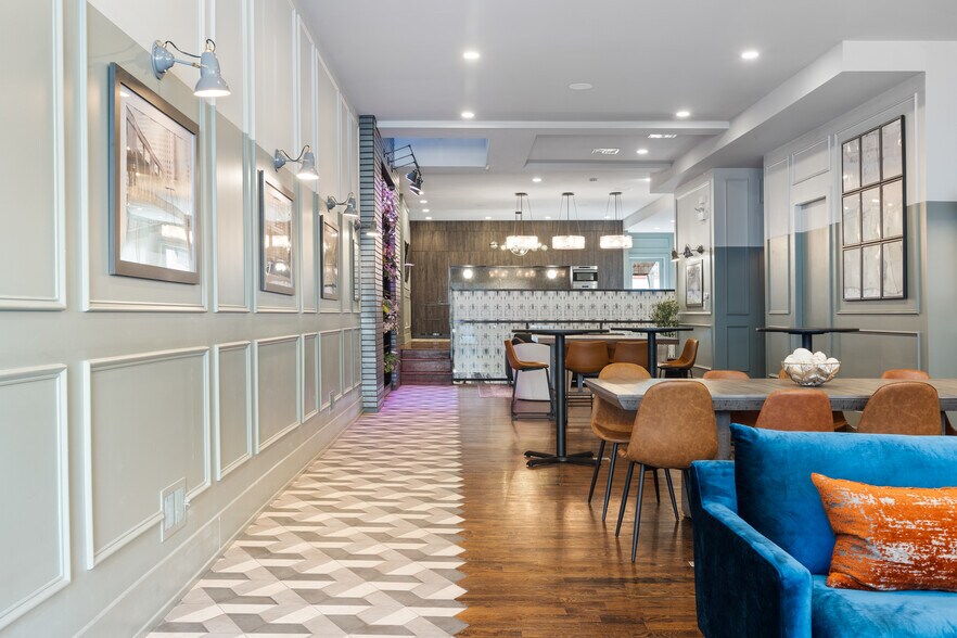 More Photos Of 2521 N Halsted St, Chicago Apartments For Lease