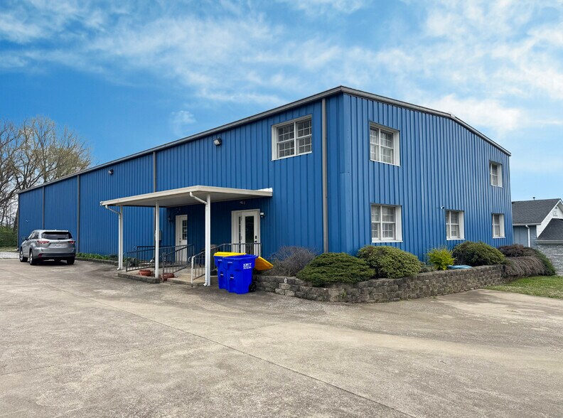 Primary Photo Of 1051 Searcy Way, Bowling Green Warehouse For Sale