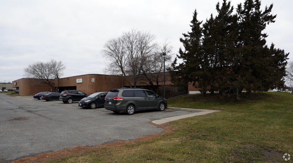 More Photos Of 28-36 Steacie Dr, Ottawa Office For Lease