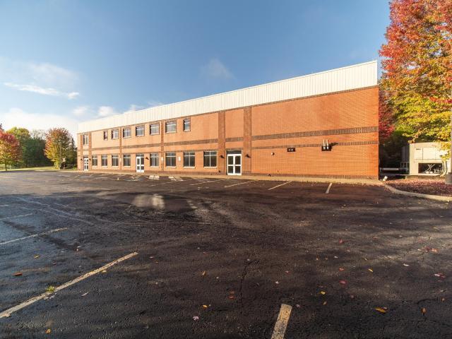 More Photos Of 10 Timberview Ln, Russell Medical For Sale