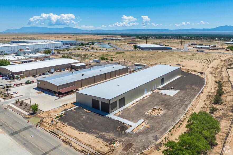 More Photos Of 450 Sandsage Street, Los Lunas Warehouse For Lease