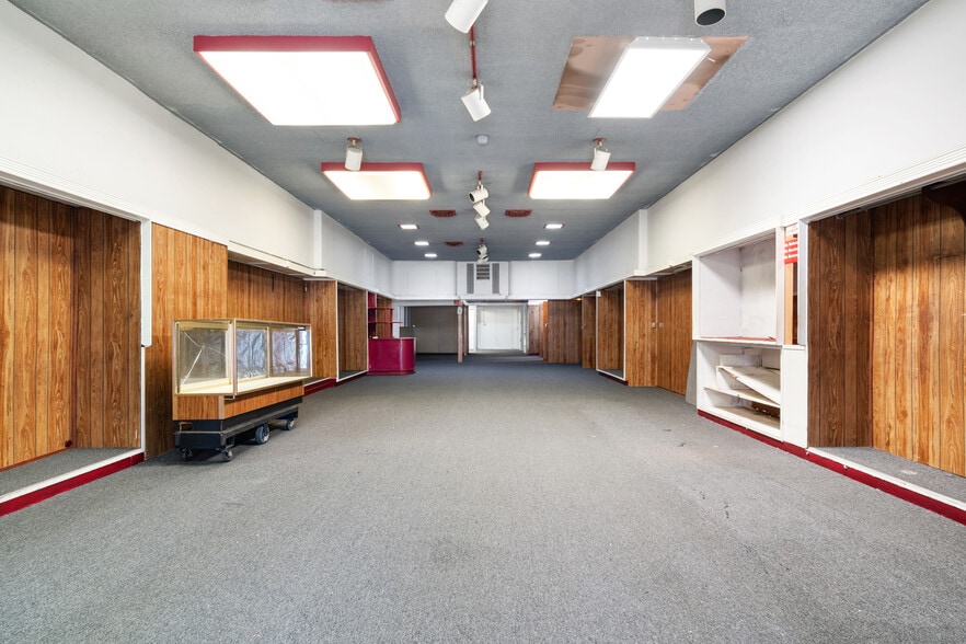 More Photos Of 2640-2650 Mission St, San Francisco Storefront For Sale