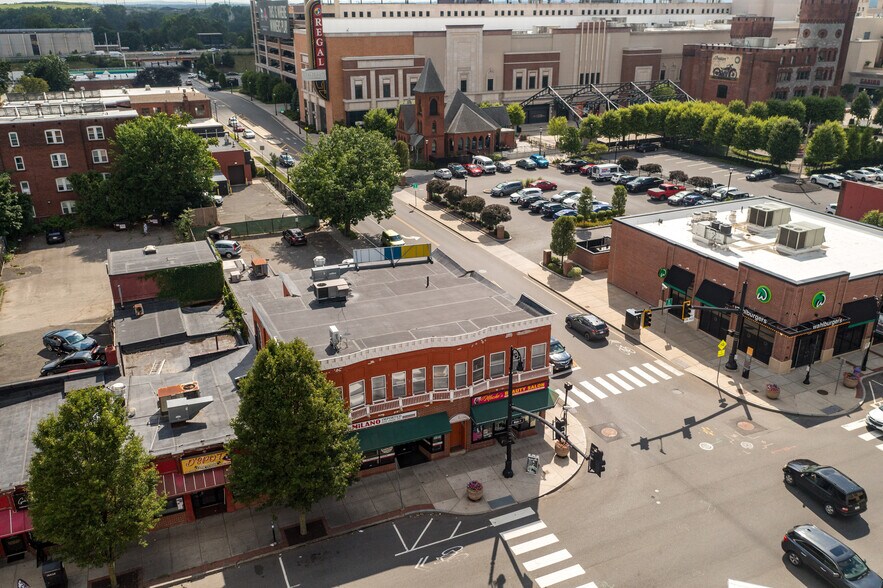 More Photos Of 988-994 Main St, Springfield Storefront Retail Residential For Sale