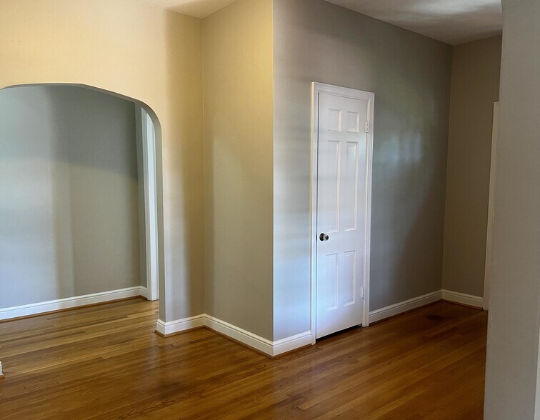 More Photos Of 1524 Patrick Rd NE, Roanoke Office For Lease