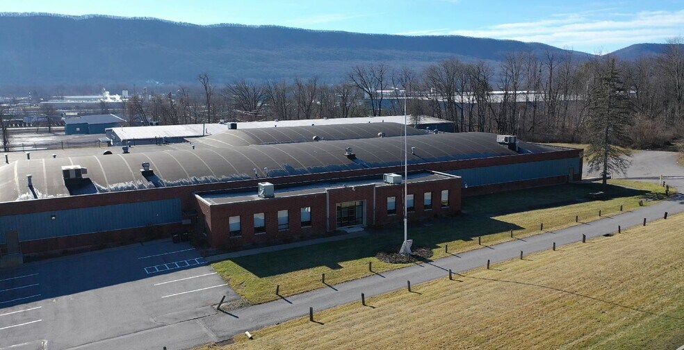 More Photos Of 2925 W 4th St, Williamsport Manufacturing For Lease