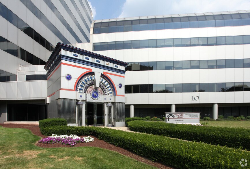More Photos Of 10 Columbus Blvd, Hartford Office For Lease
