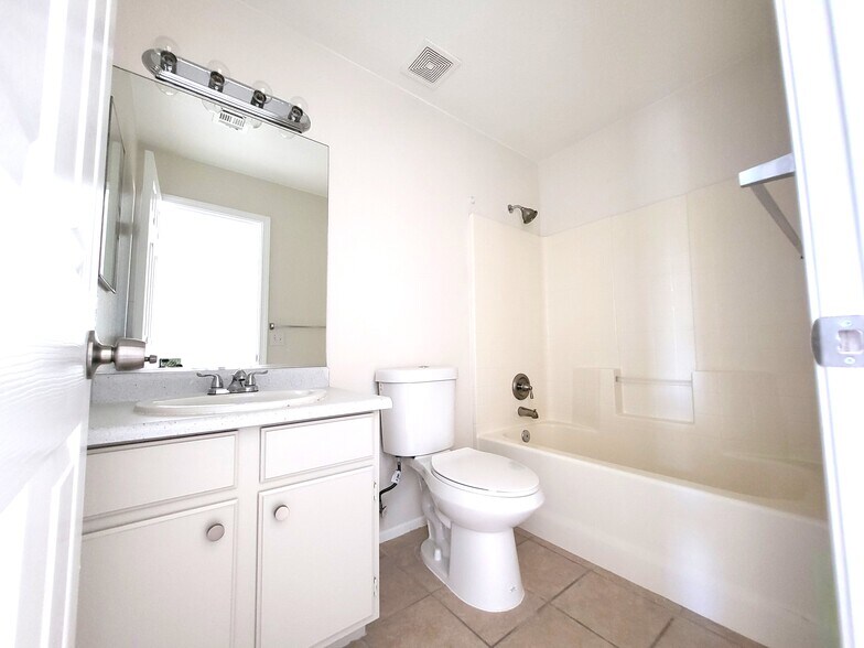 More Photos Of 1171 Sixshooter Ave, Pahrump Apartments For Sale