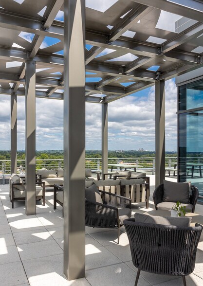 More Photos Of 3901 N Fairfax Dr, Arlington Office For Lease