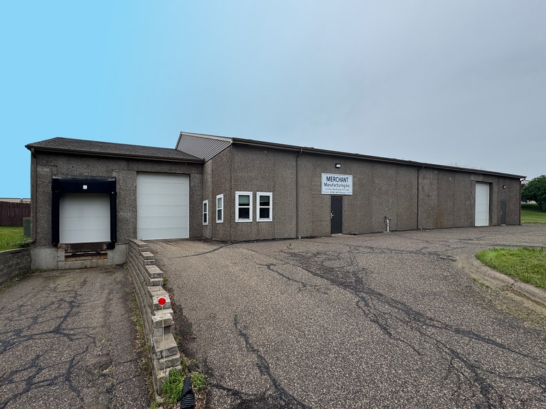 More Photos Of 9781 86th Ave N, Maple Grove Warehouse For Lease