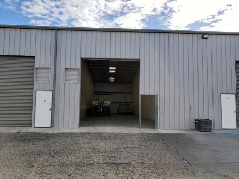 More Photos Of 4081 S Arcadia Ln, Fort Mohave Warehouse For Lease