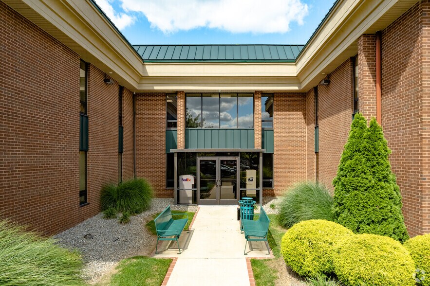 More Photos Of 660 Newtown Yardley Rd, Newtown Medical For Lease