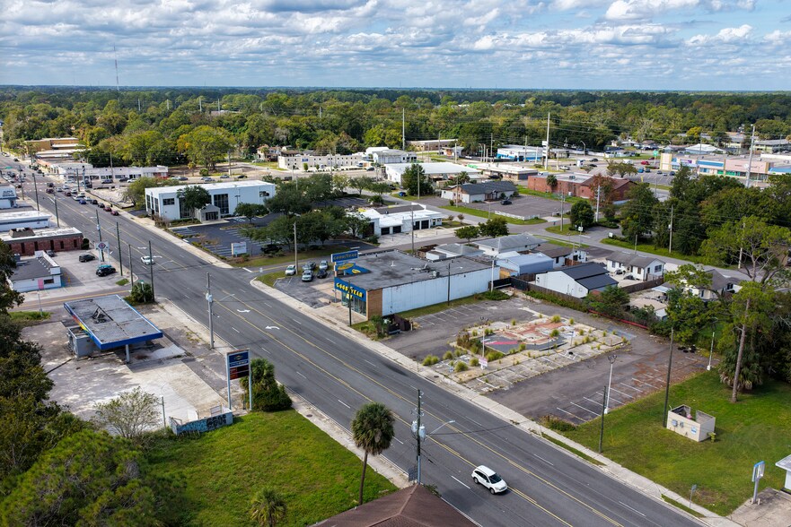 More Photos Of 4593 San Juan Ave, Jacksonville Auto Repair For Sale