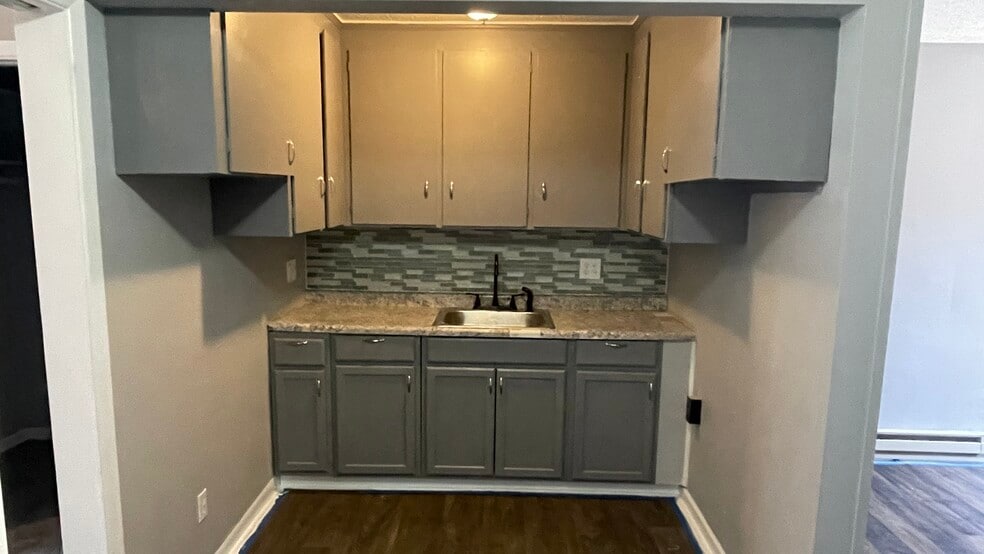 More Photos Of 10400 Whittier St, Detroit Apartments For Sale