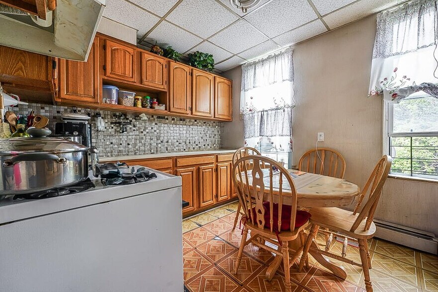 More Photos Of 113 34th St, Union City Apartments For Sale