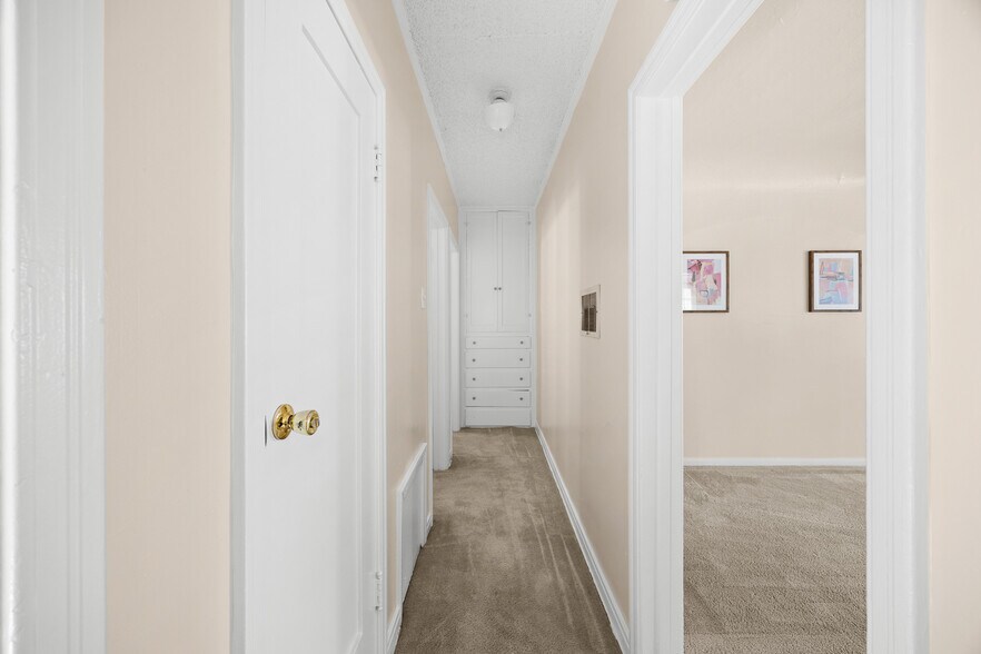 More Photos Of 1721 S 9th St, Alhambra Apartments For Sale