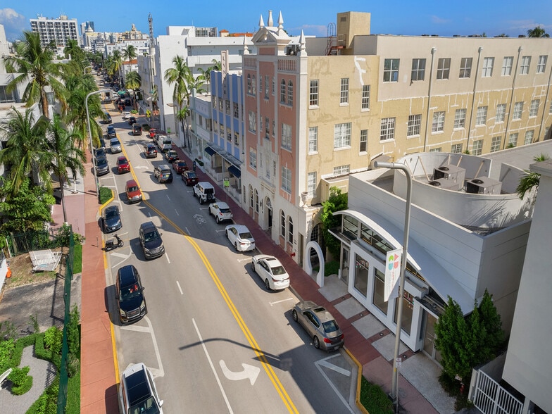 More Photos Of 721 Collins Ave, Miami Beach Storefront For Lease