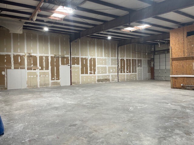 More Photos Of 14041 Chrisman Rd, Houston Unknown For Lease