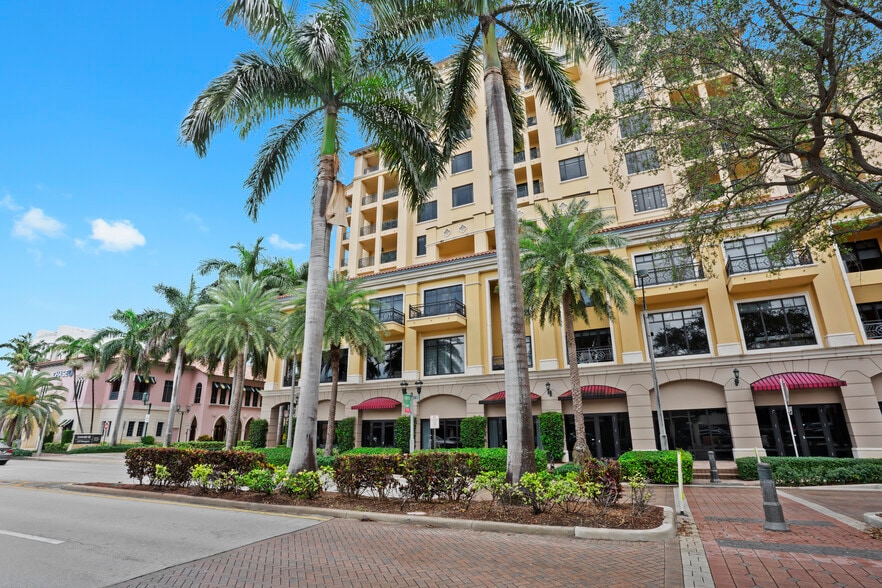 More Photos Of 200 E Palmetto Park Rd, Boca Raton Apartments For Lease