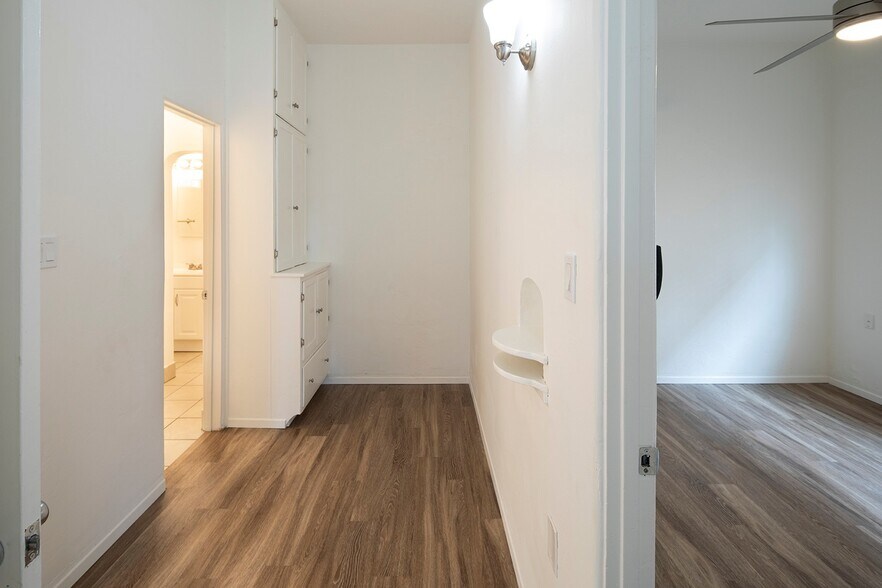 More Photos Of 3034 Canon St, San Diego Apartments For Sale