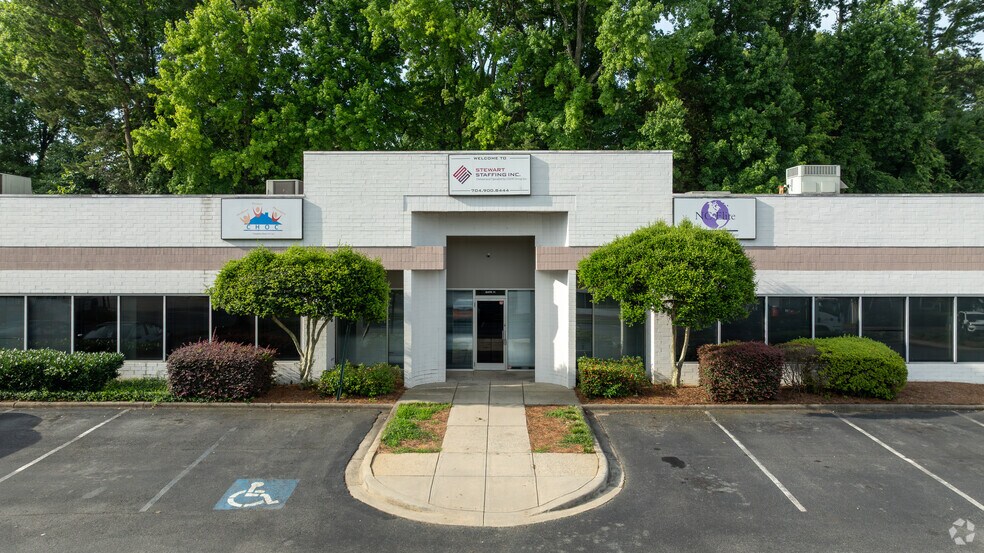 More Photos Of 5100 Reagan Dr, Charlotte Unknown For Lease