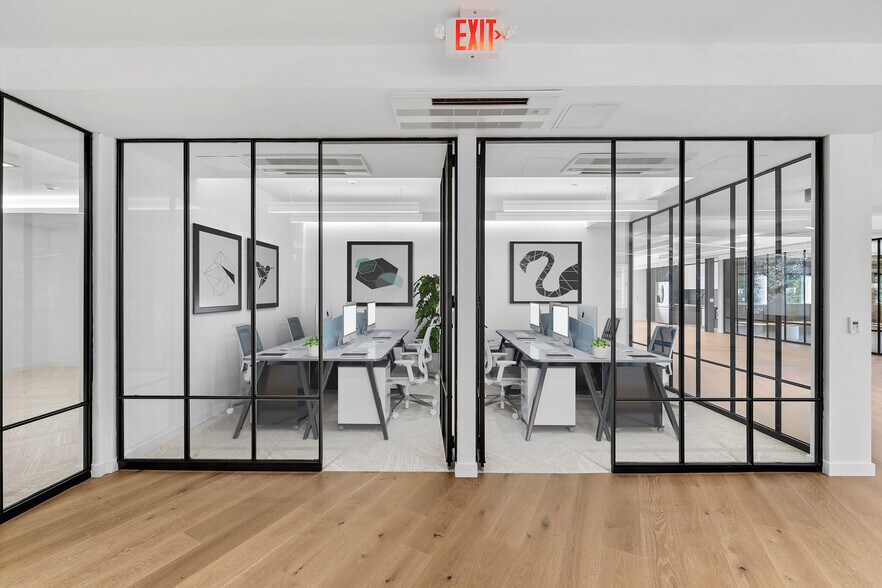 More Photos Of 11440 San Vicente Blvd, Los Angeles Office For Lease