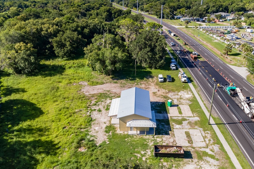 More Photos Of 153 S US Highway 1, Oak Hill Auto Repair For Sale