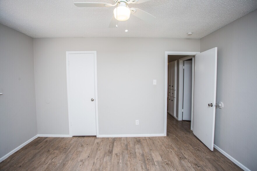 More Photos Of 7410 Quaker Ave, Lubbock Apartments For Sale