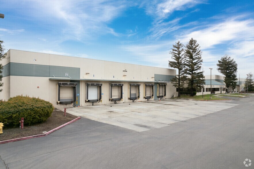 More Photos Of 6383 Las Positas Rd, Livermore Warehouse For Sale