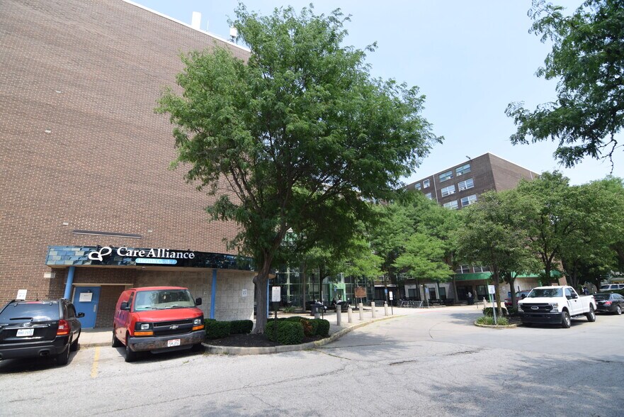 More Photos Of 6001 Woodland Ave, Cleveland Apartments For Sale
