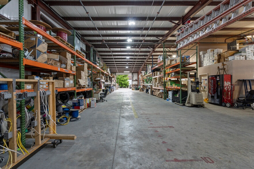 More Photos Of 7790 Industrial Rd, Melbourne Warehouse For Sale