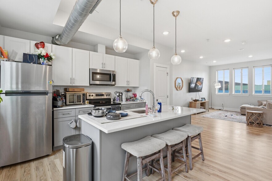 More Photos Of 121-127 W Cumberland St, Philadelphia Apartments For Sale